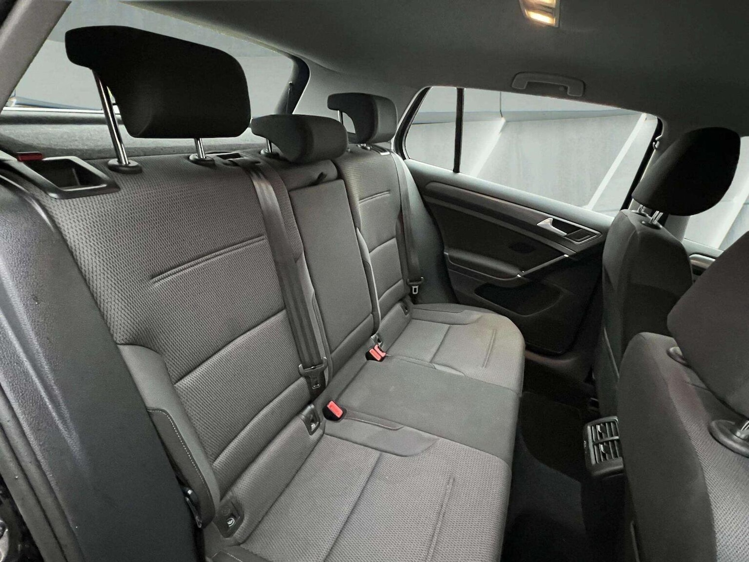 Used Volkswagen Golf 2017 for sale - 76566626: Photo 39