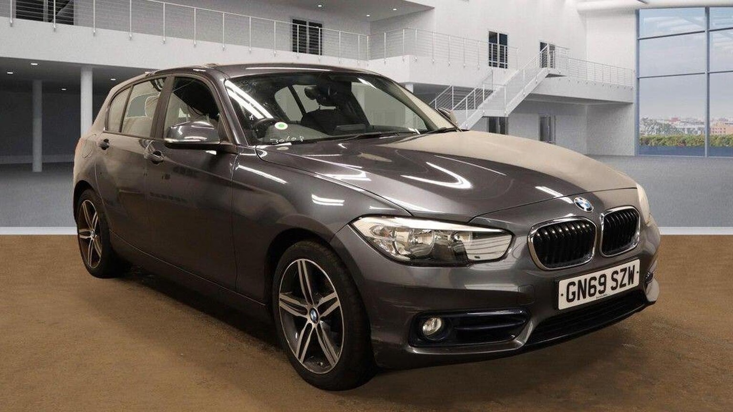 Used BMW 1 Series 2019 for sale - 76566609: Photo 1