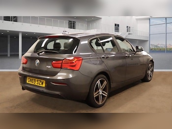 Used BMW 1 Series 2019 for sale - 76566609: Photo