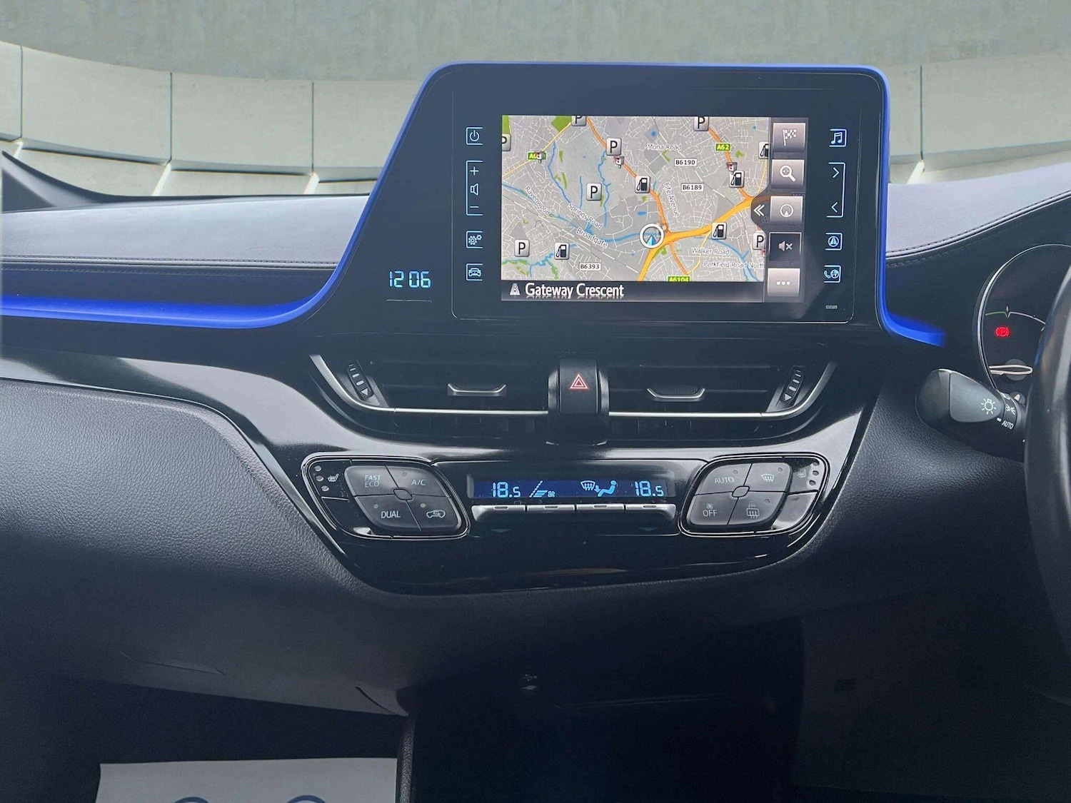 Used Toyota C-HR 2018 for sale - 76714601: Photo 34