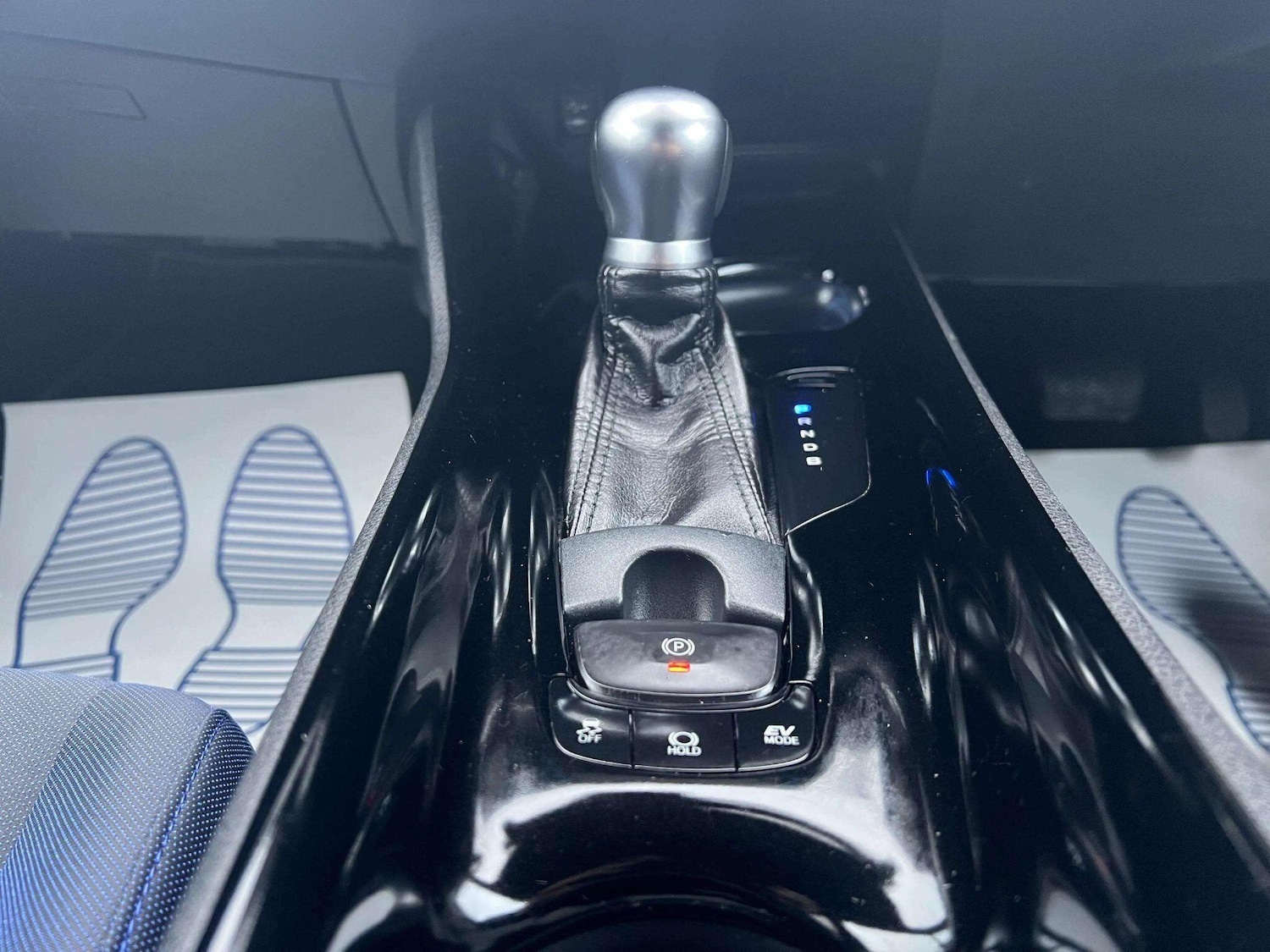 Used Toyota C-HR 2018 for sale - 76714601: Photo 35