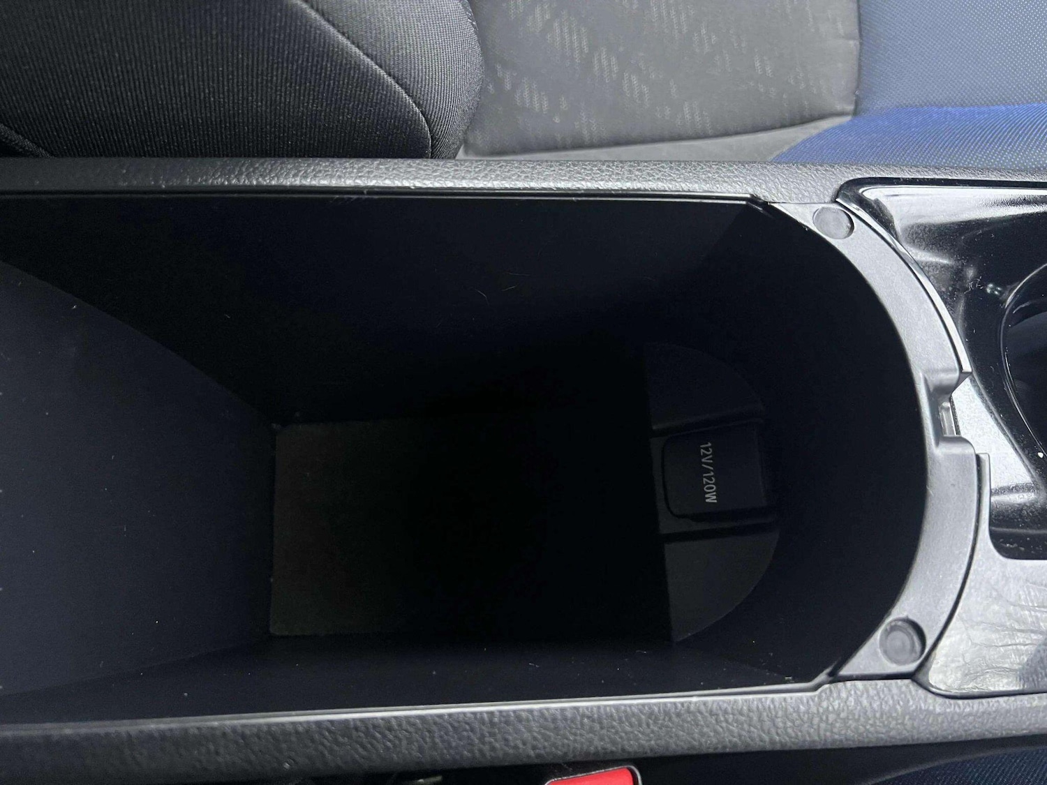 Used Toyota C-HR 2018 for sale - 76714601: Photo 37