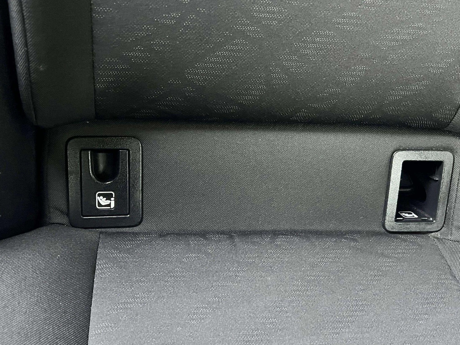 Used Toyota C-HR 2018 for sale - 76714601: Photo 43