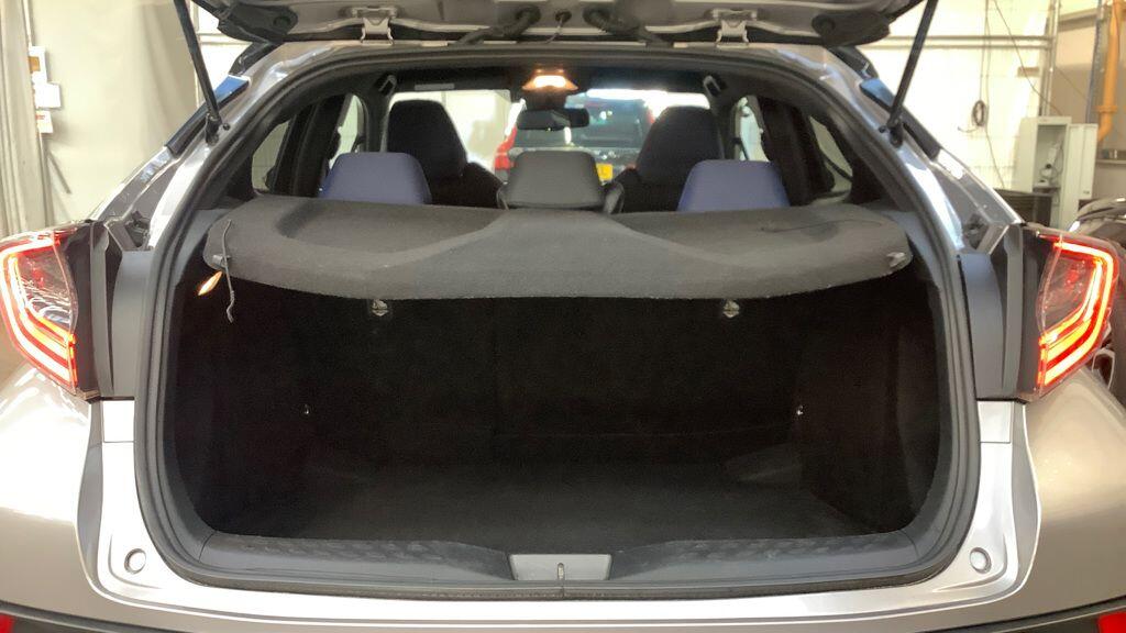 Used Toyota C-HR 2018 for sale - 76714601: Photo 7