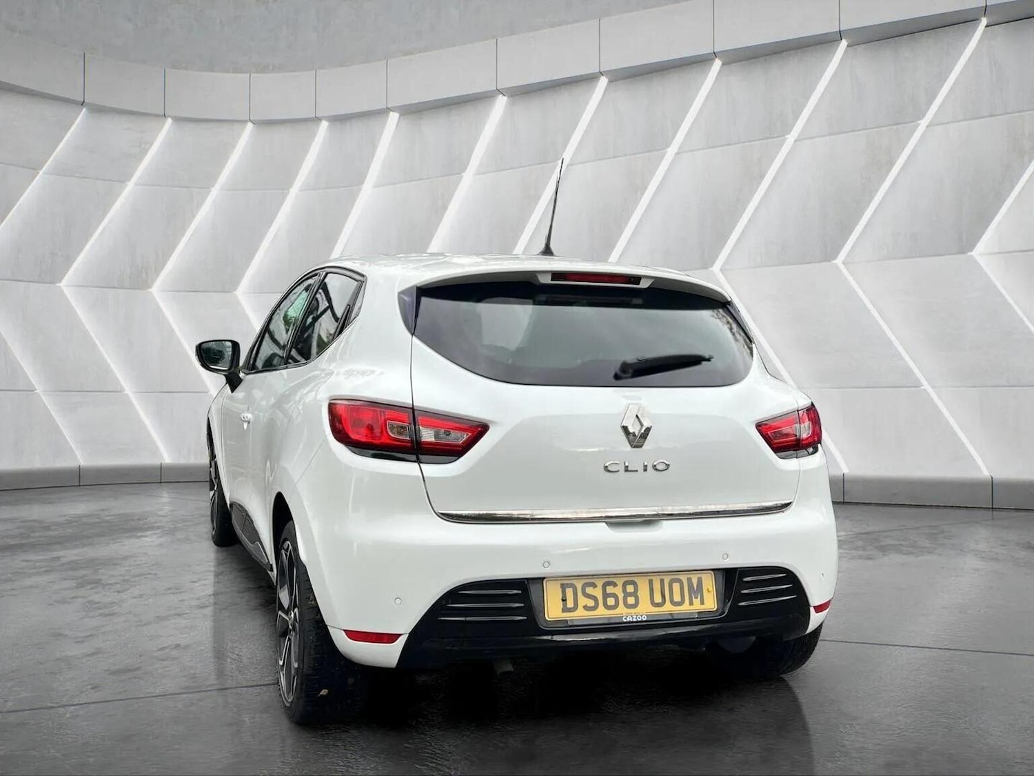 Used Renault Clio 2018 for sale - 76566607: Photo 11