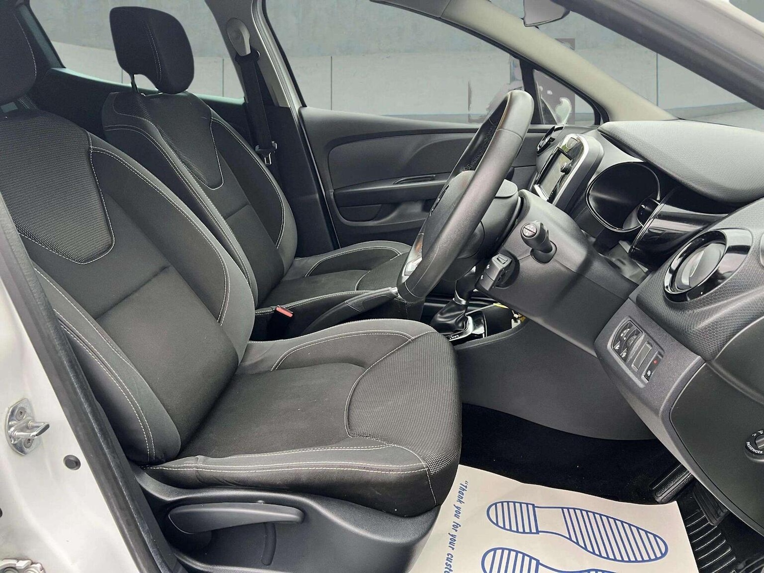 Used Renault Clio 2018 for sale - 76566607: Photo 21