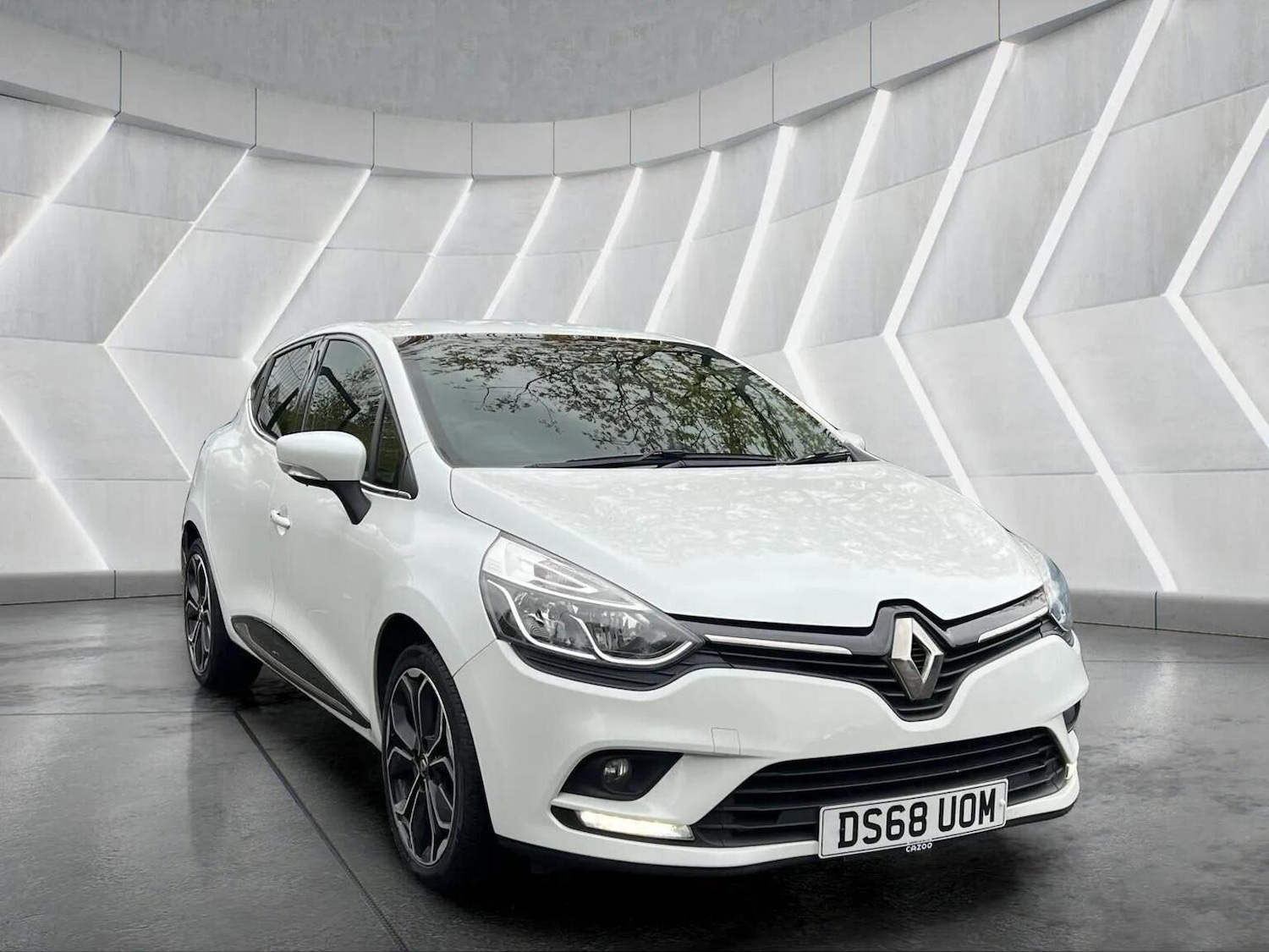 Used Renault Clio 2018 for sale - 76566607: Photo 3