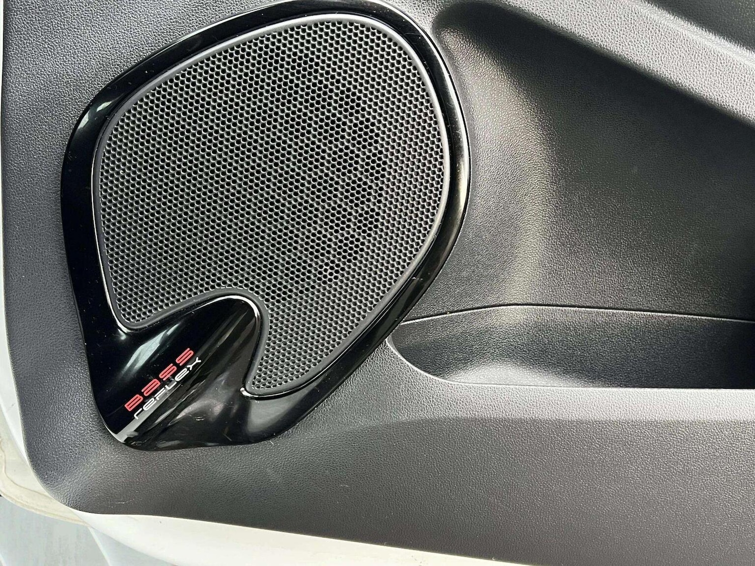 Used Renault Clio 2018 for sale - 76566607: Photo 39