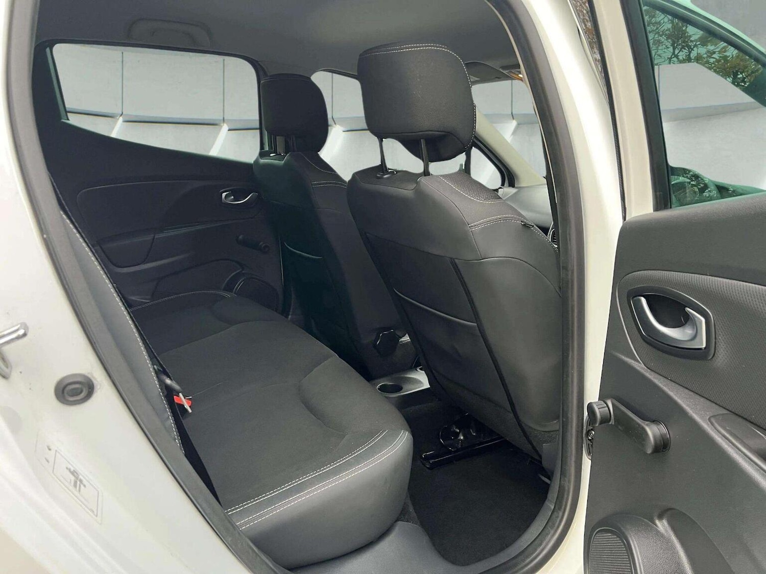 Used Renault Clio 2018 for sale - 76566607: Photo 43