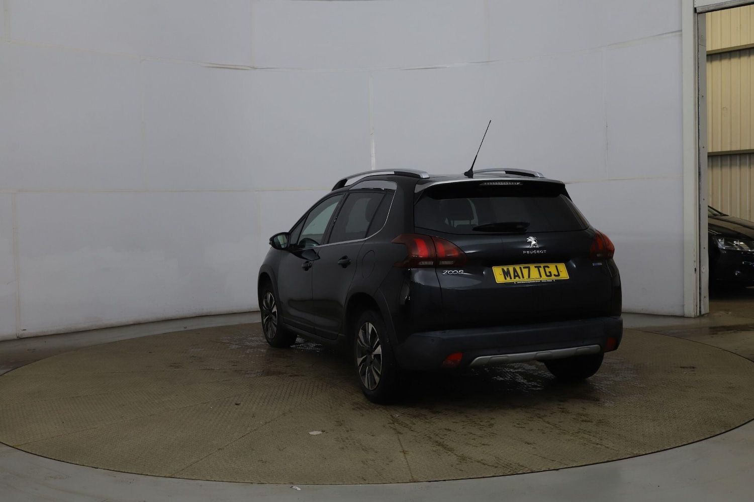 Used Peugeot 2008 2017 for sale - 77120357: Photo 5