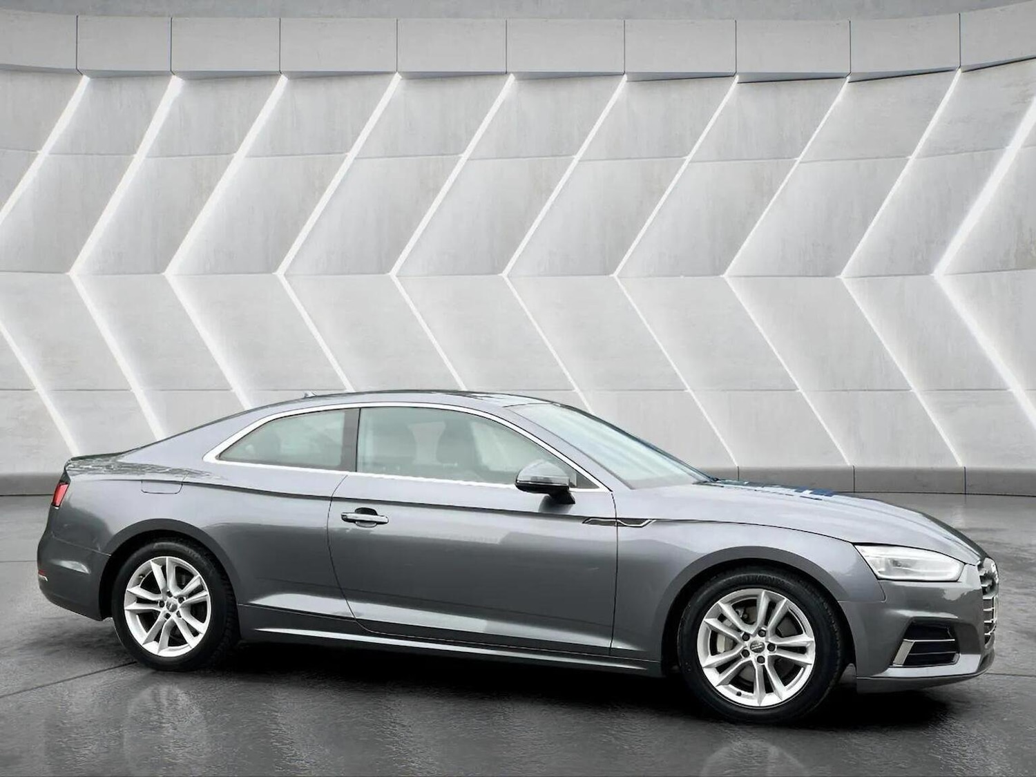 Used Audi A5 2017 for sale - 76566655: Photo 5