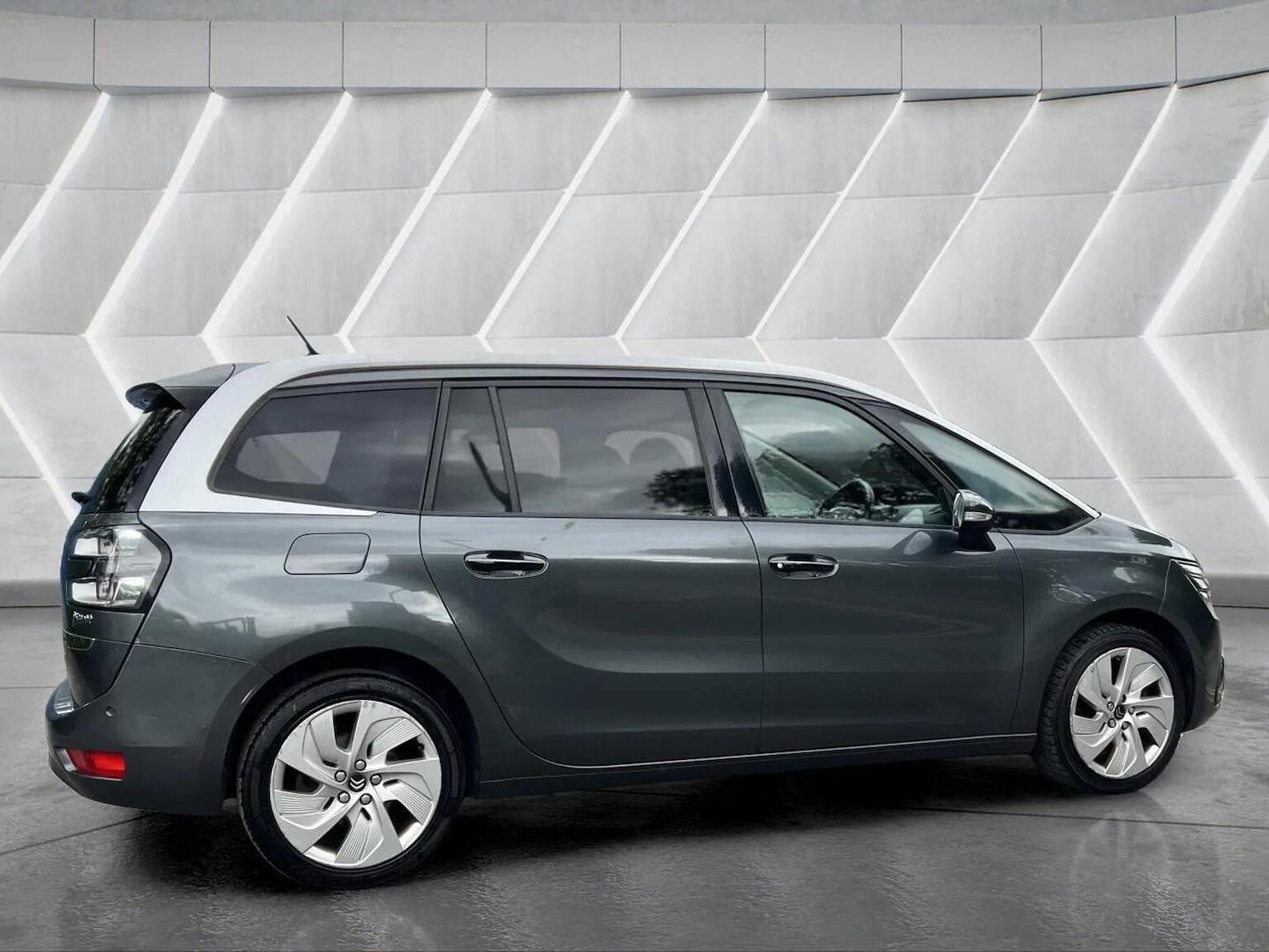 Used Citroen C4 Grand Picasso 2017 for sale - 76566654: Photo 6