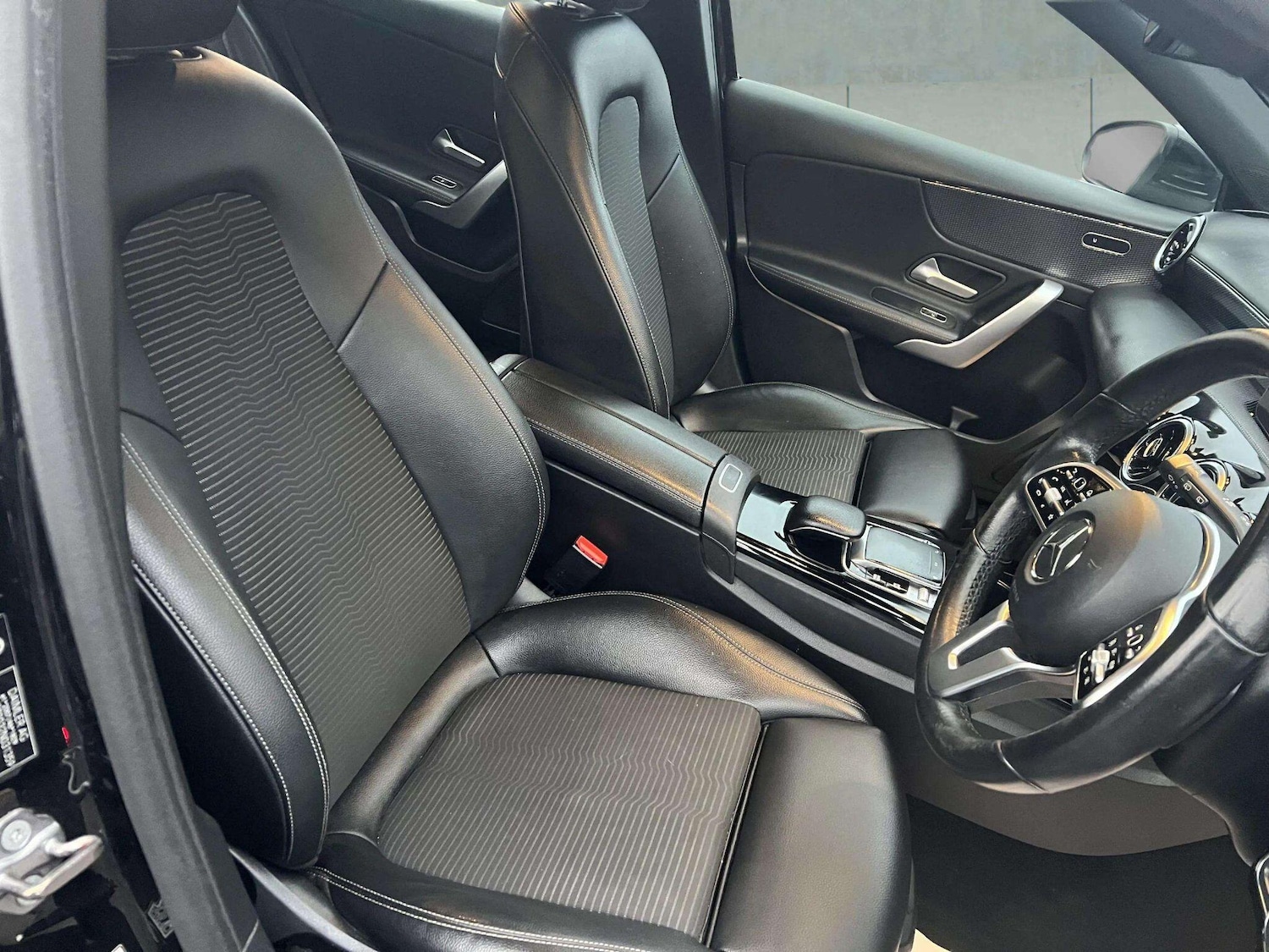 Used Mercedes-Benz A-Class 2018 for sale - 76688985: Photo 21