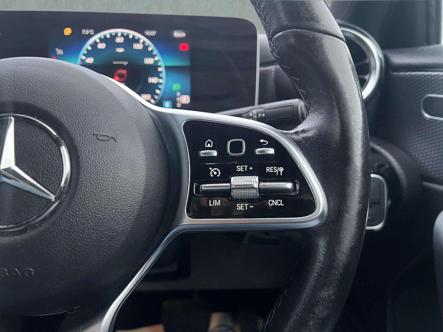 Used Mercedes-Benz A-Class 2018 for sale - 76688985: Photo 25