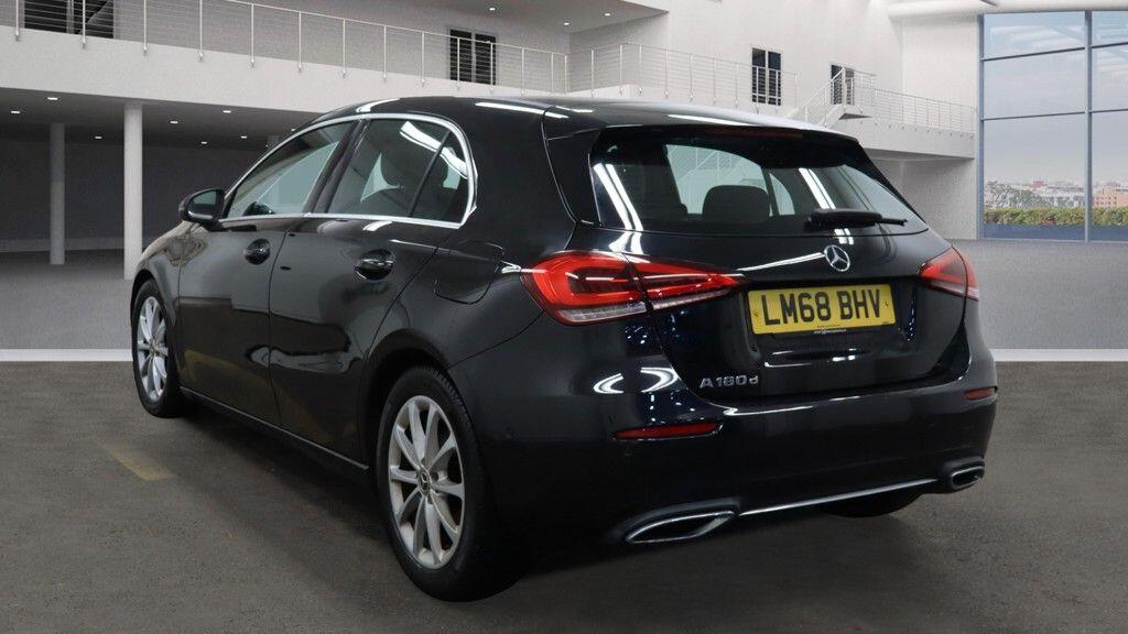 Used Mercedes-Benz A-Class 2018 for sale - 76688985: Photo 3