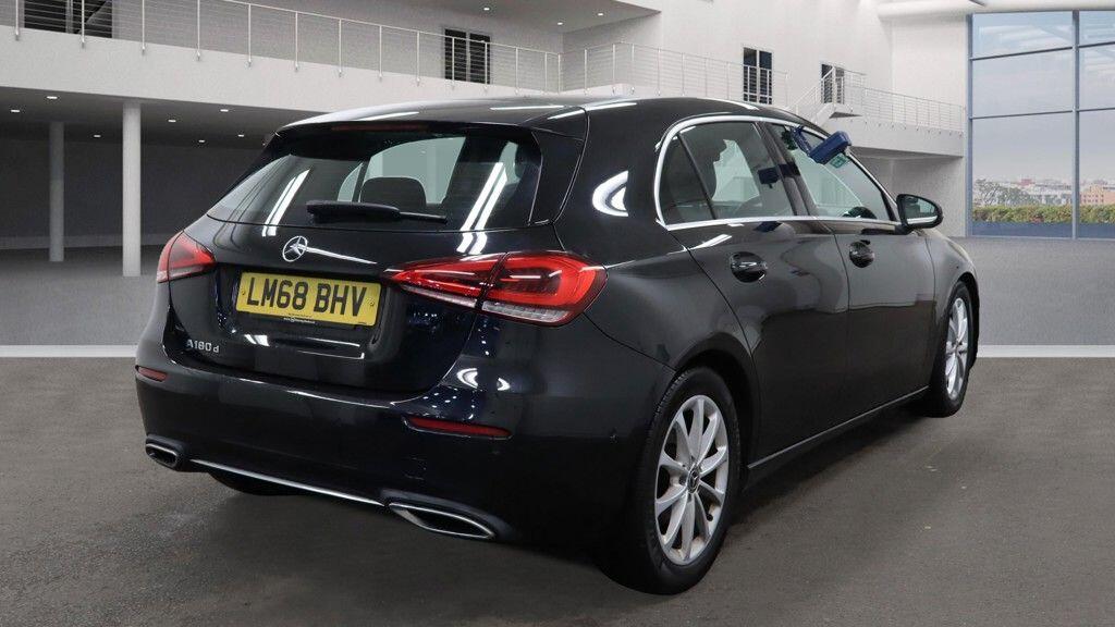 Used Mercedes-Benz A-Class 2018 for sale - 76688985: Photo 4