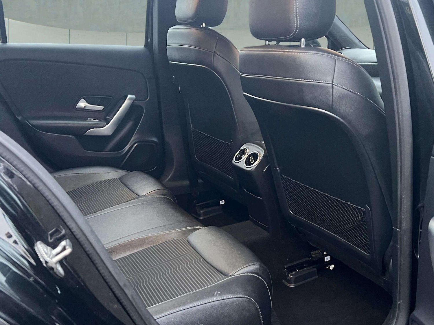 Used Mercedes-Benz A-Class 2018 for sale - 76688985: Photo 42