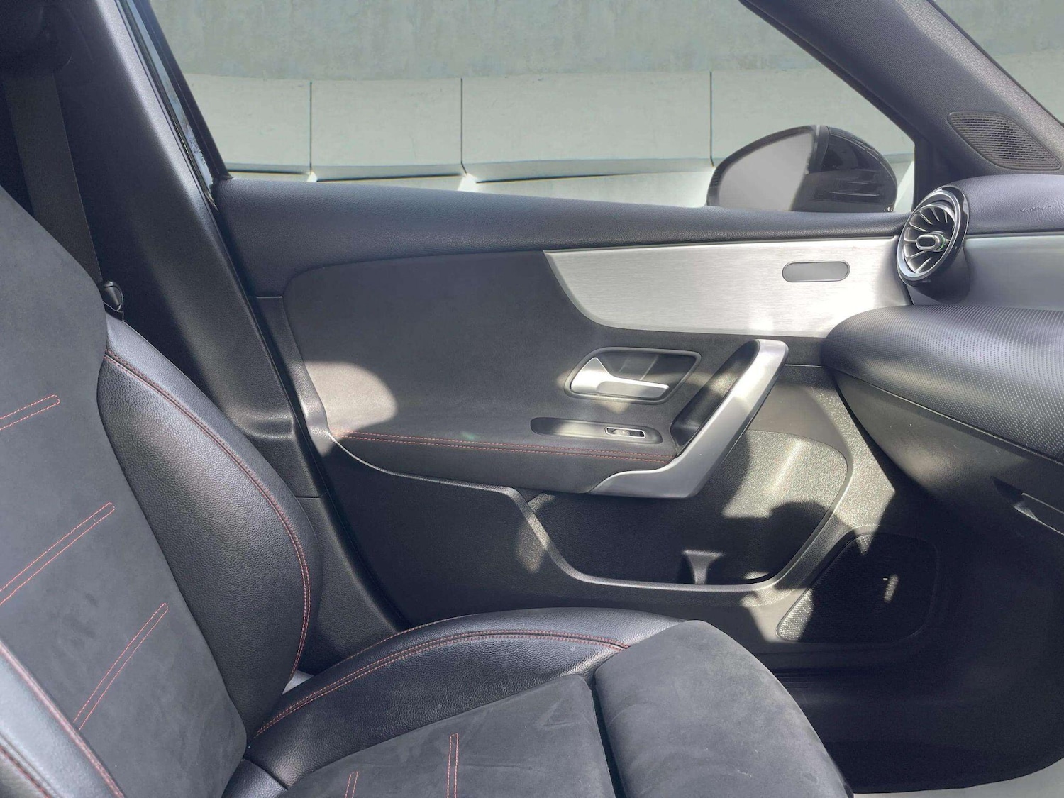 Used Mercedes-Benz A-Class 2018 for sale - 76598449: Photo 38