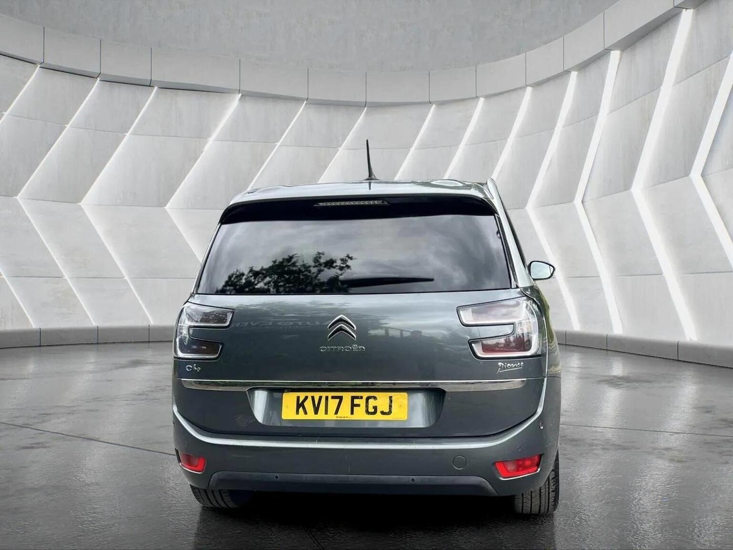Used Citroen C4 Grand Picasso 2017 for sale - 76016708: Photo 10