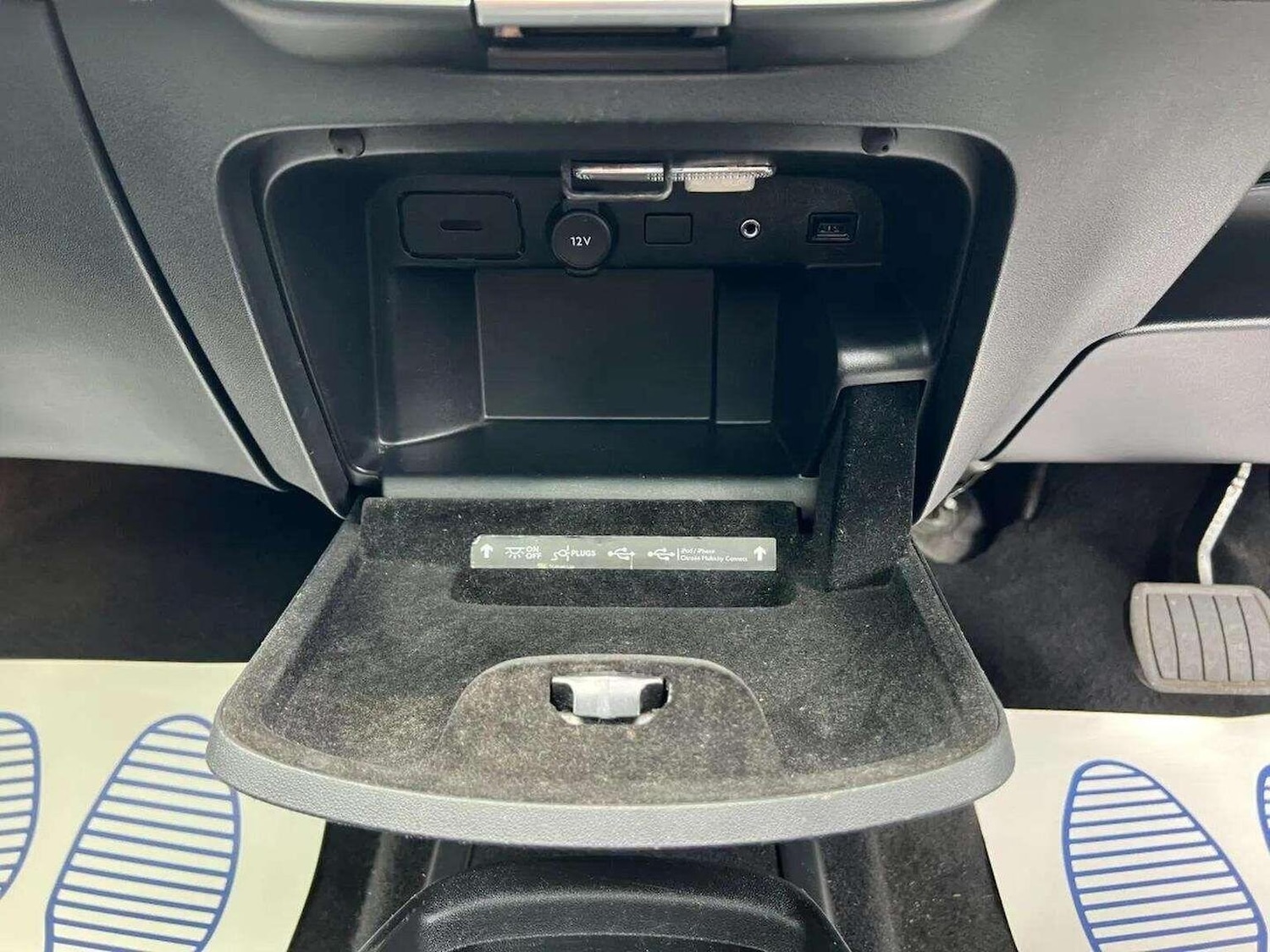 Used Citroen C4 Grand Picasso 2017 for sale - 76016708: Photo 57