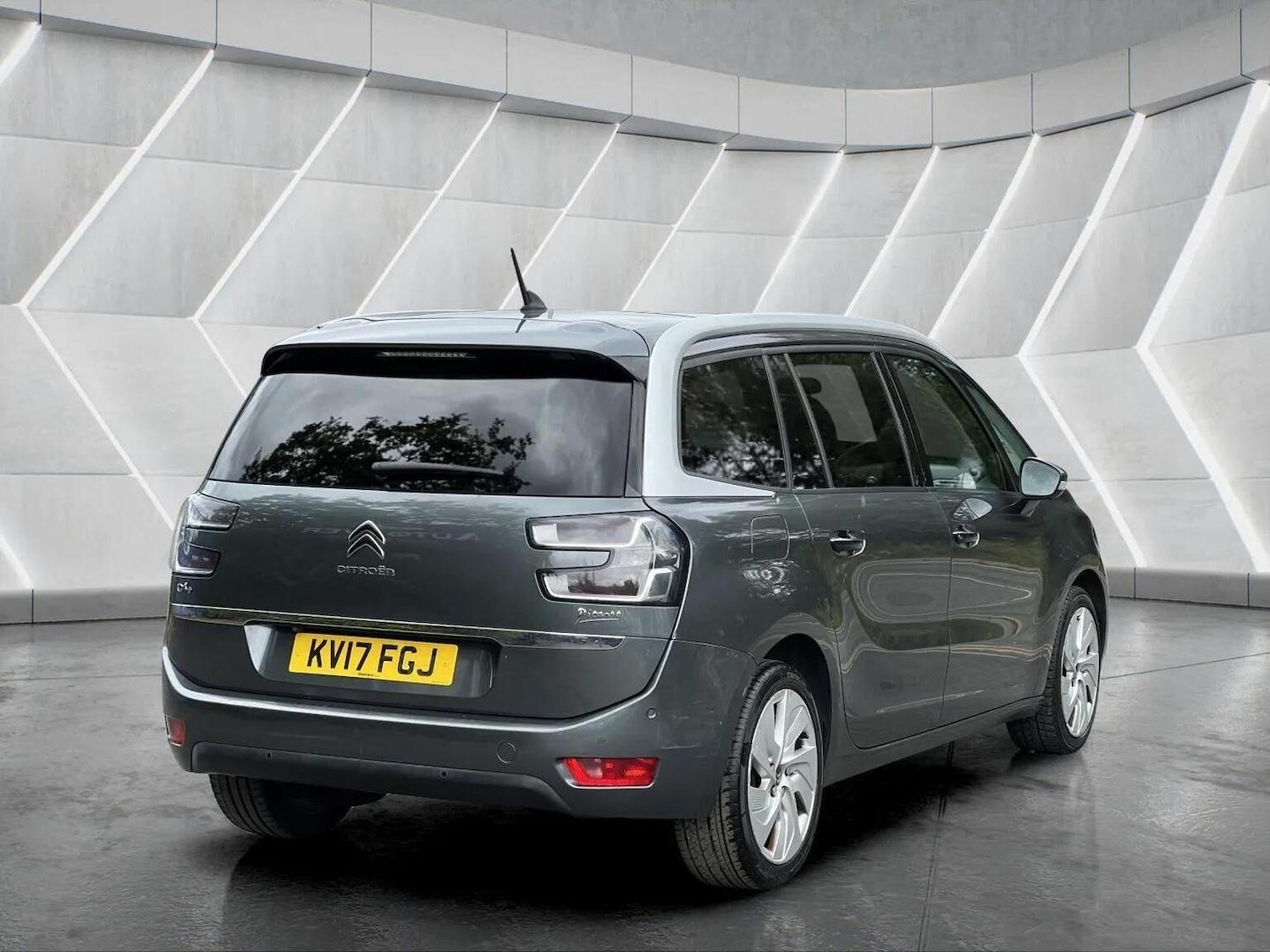 Used Citroen C4 Grand Picasso 2017 for sale - 76016708: Photo 7