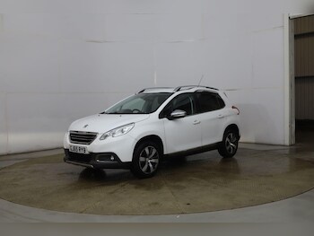 Used Peugeot 2008 2015 for sale - 77049923: Photo