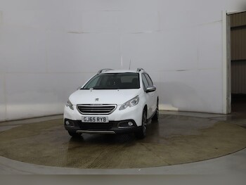 Used Peugeot 2008 2015 for sale - 77049923: Photo