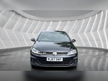 Used Volkswagen Golf 2017 for sale - 75391091: Photo