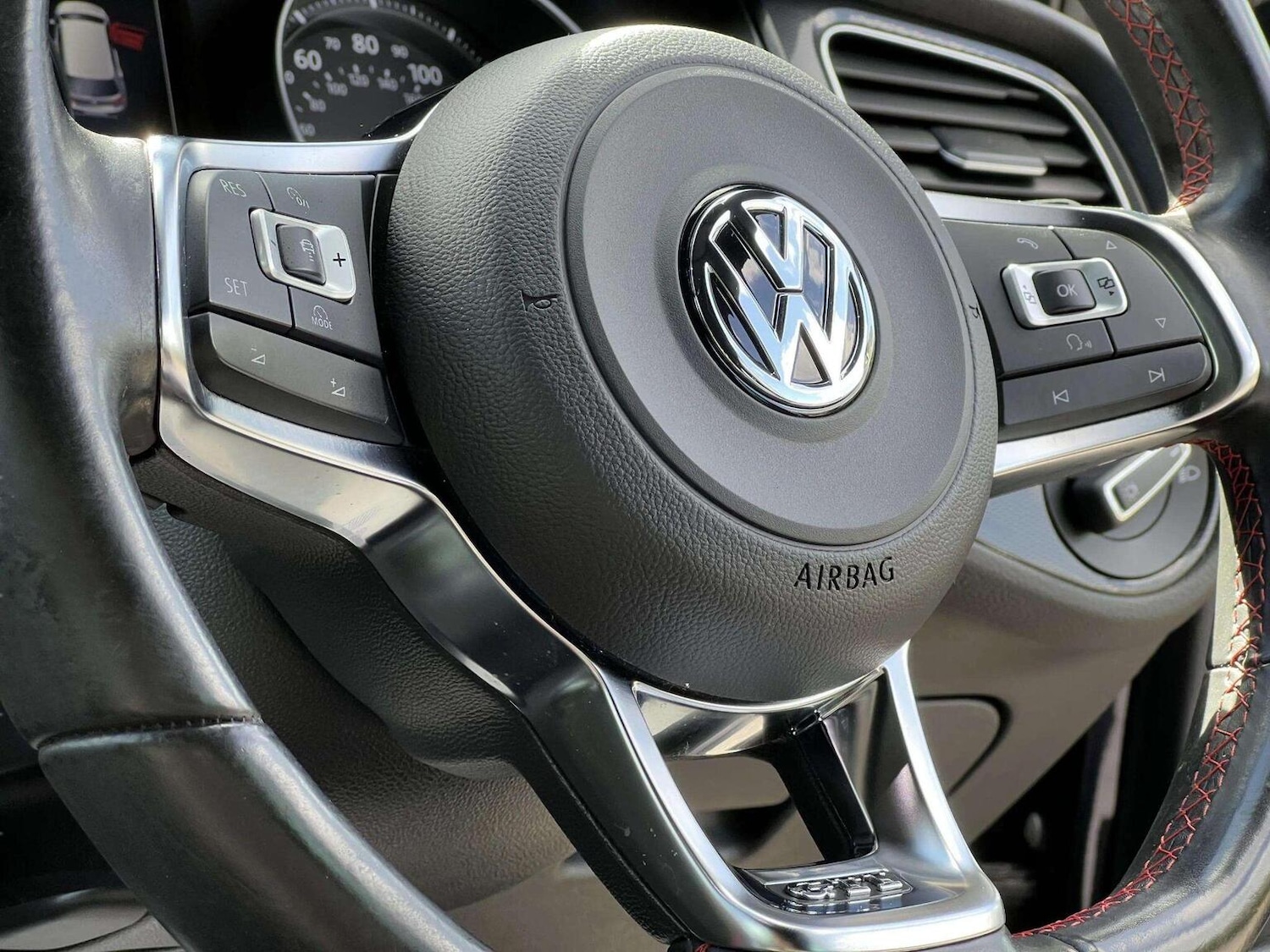 Used Volkswagen Golf 2015 for sale - 76566603: Photo 30