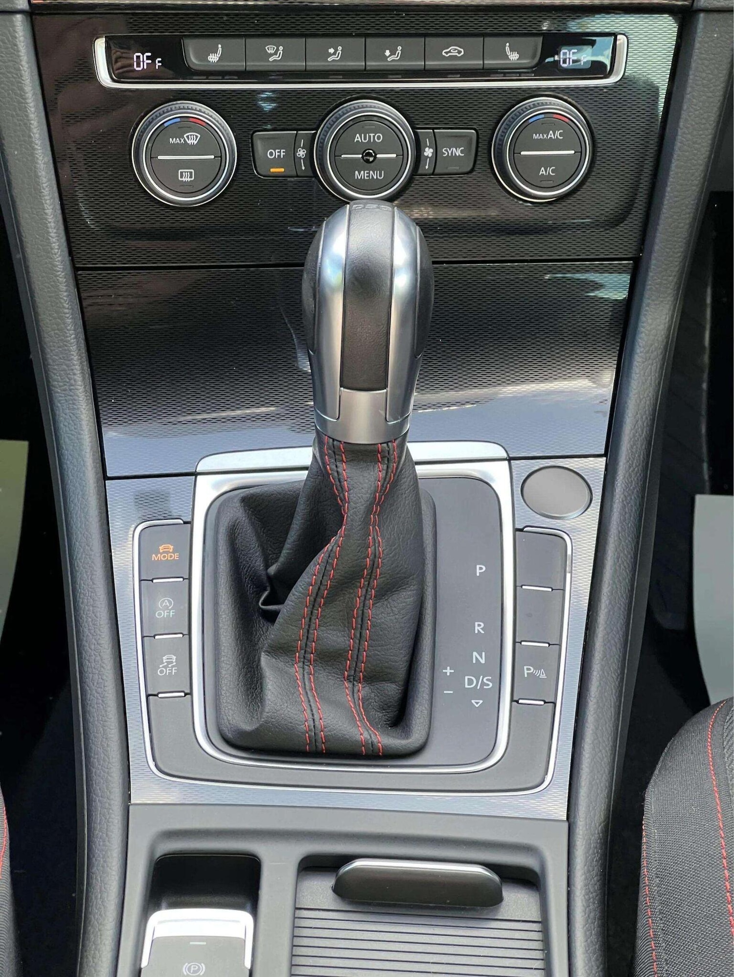 Used Volkswagen Golf 2015 for sale - 76566603: Photo 46