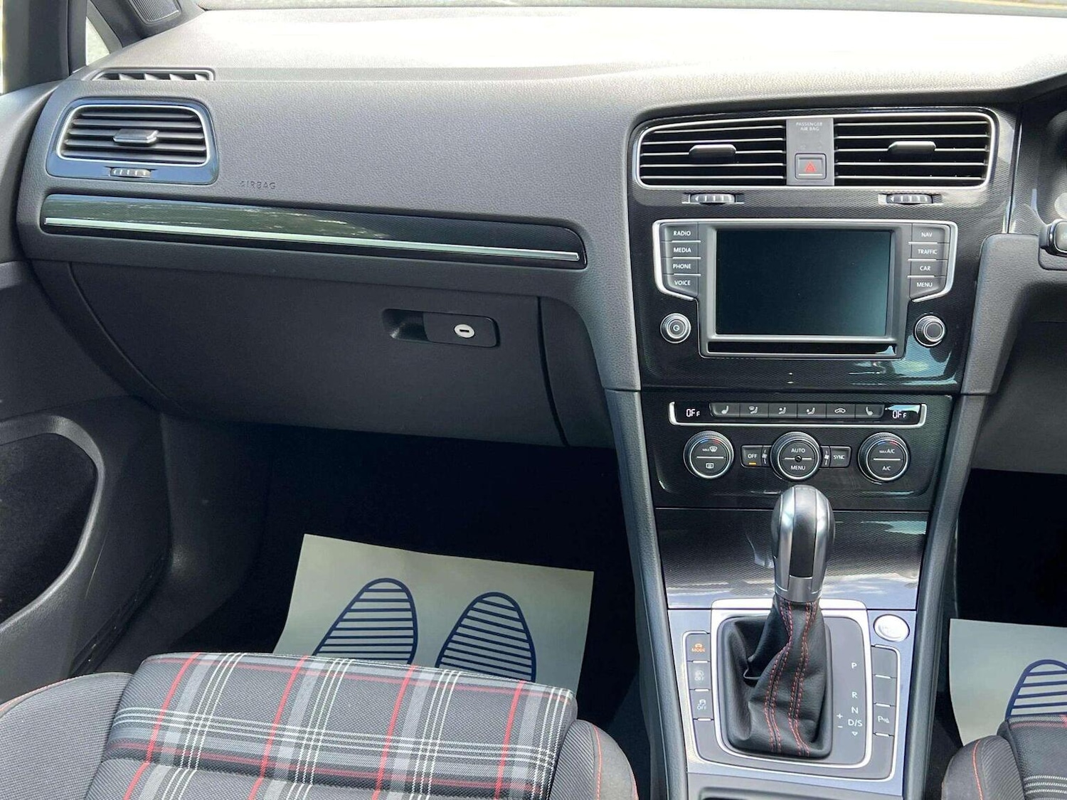 Used Volkswagen Golf 2015 for sale - 76566603: Photo 50