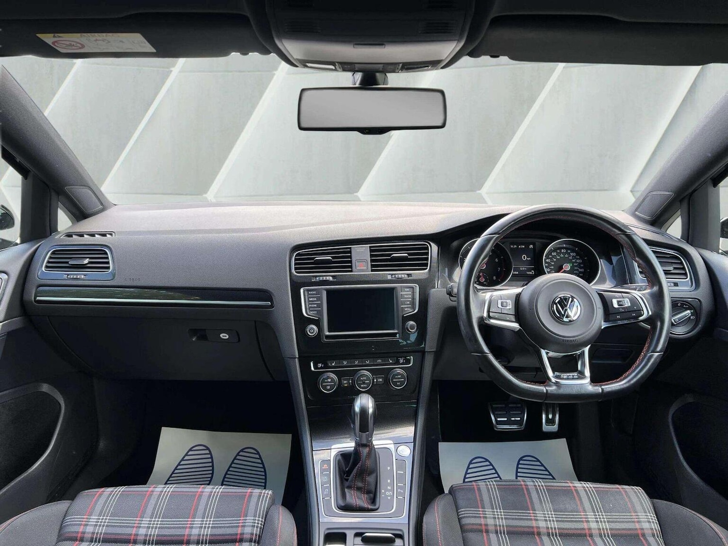 Used Volkswagen Golf 2015 for sale - 76566603: Photo 52