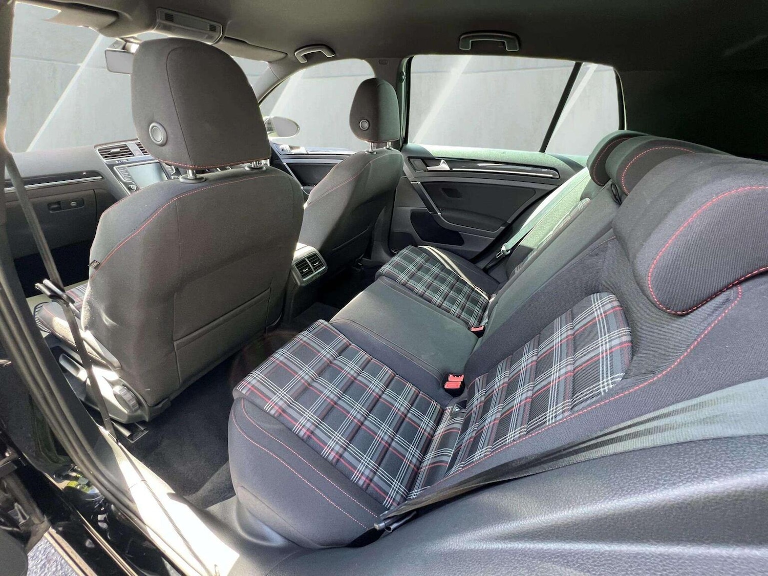 Used Volkswagen Golf 2015 for sale - 76566603: Photo 62