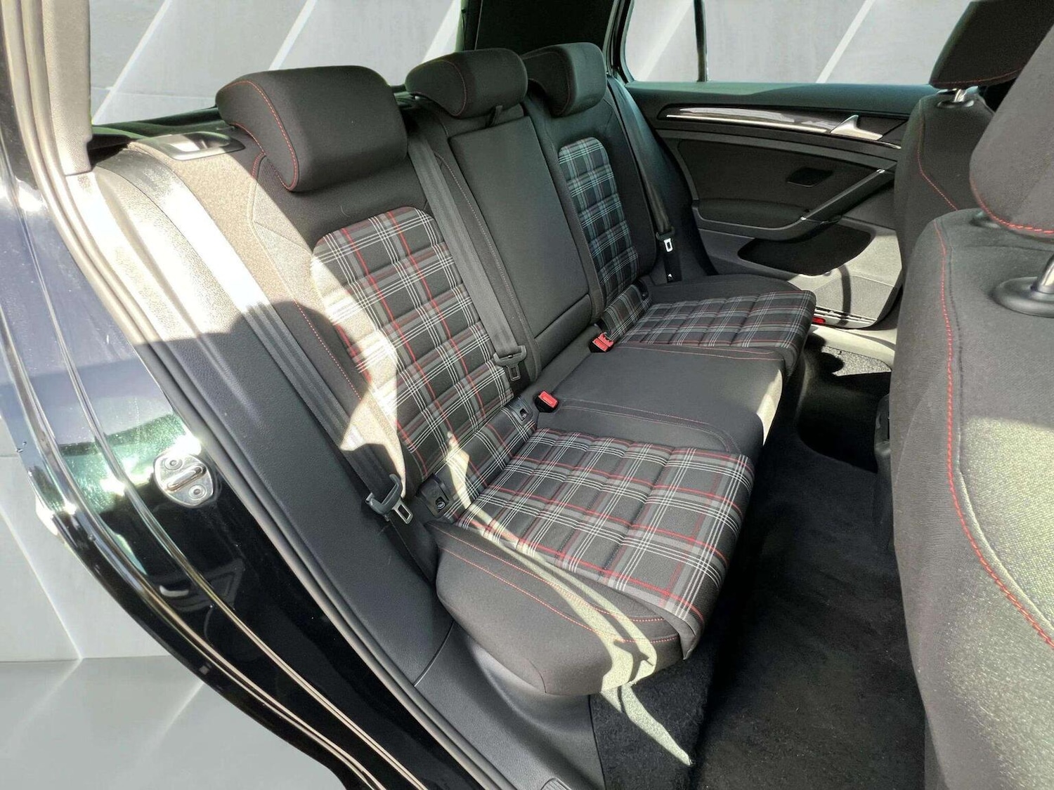 Used Volkswagen Golf 2015 for sale - 76566603: Photo 65