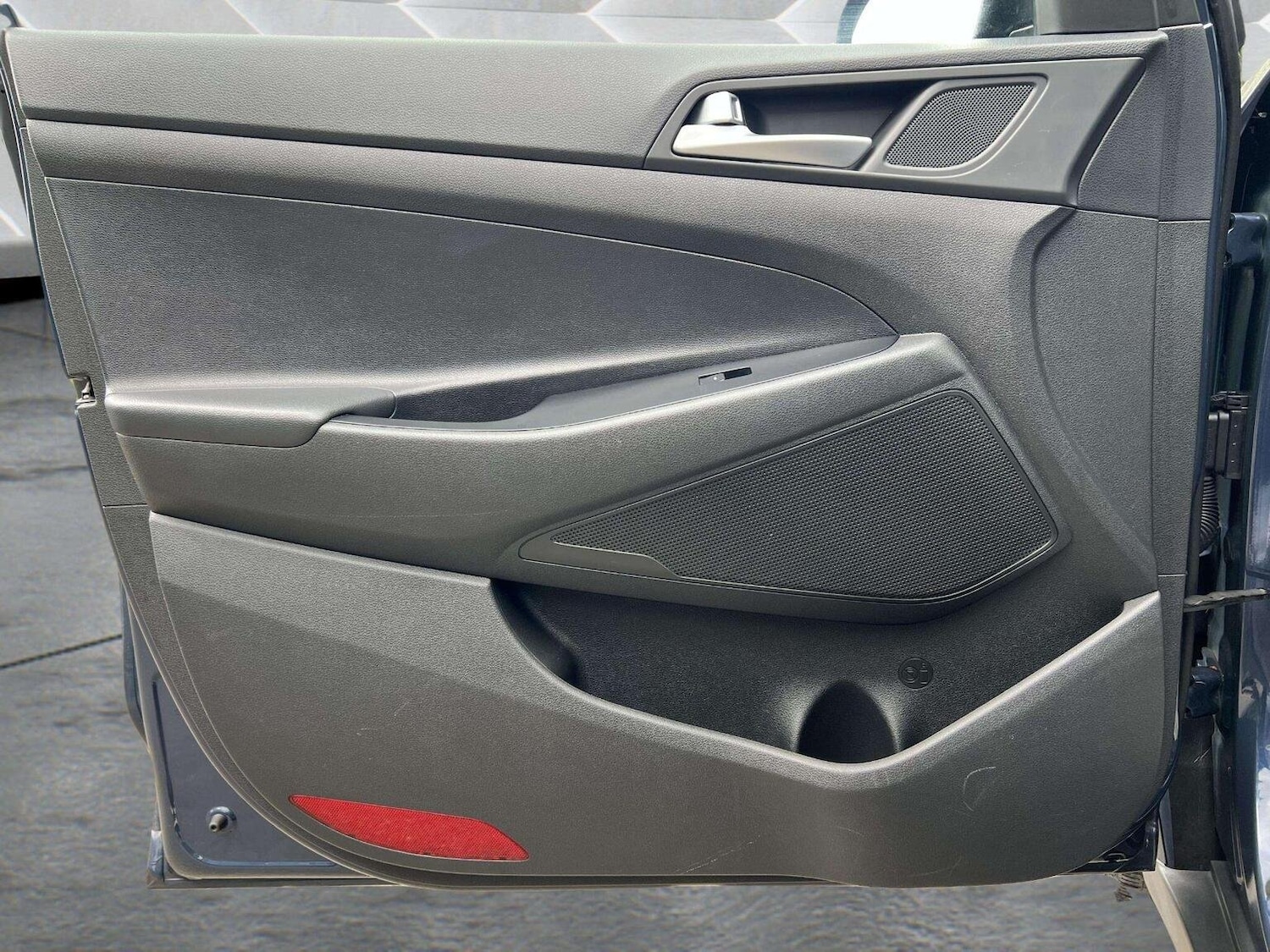 Used Hyundai TUCSON 2018 for sale - 76566602: Photo 42