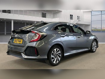 Used Honda Civic 2019 for sale - 75575424: Photo