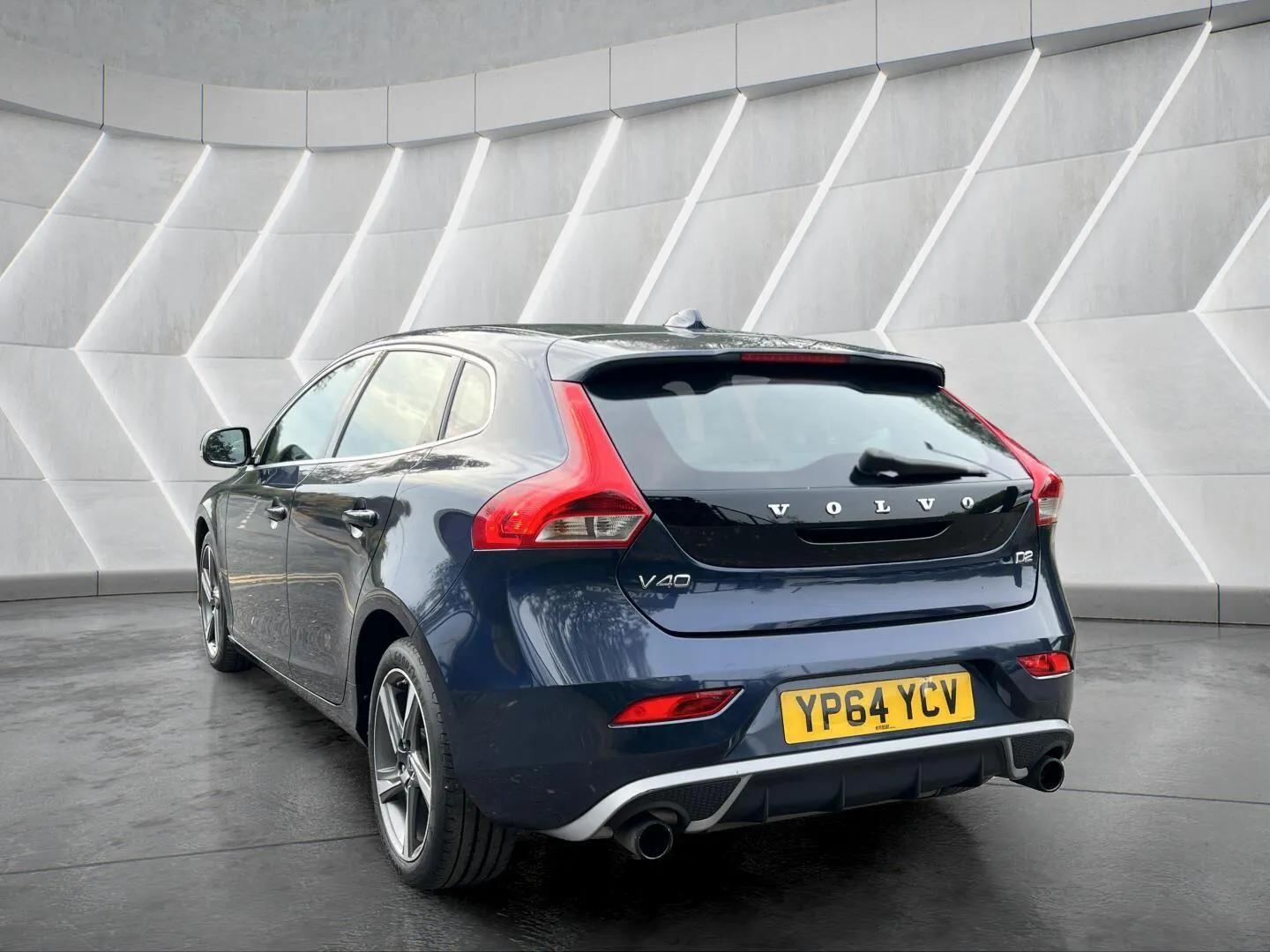 Used Volvo V40 2014 for sale - 76598453: Photo 10