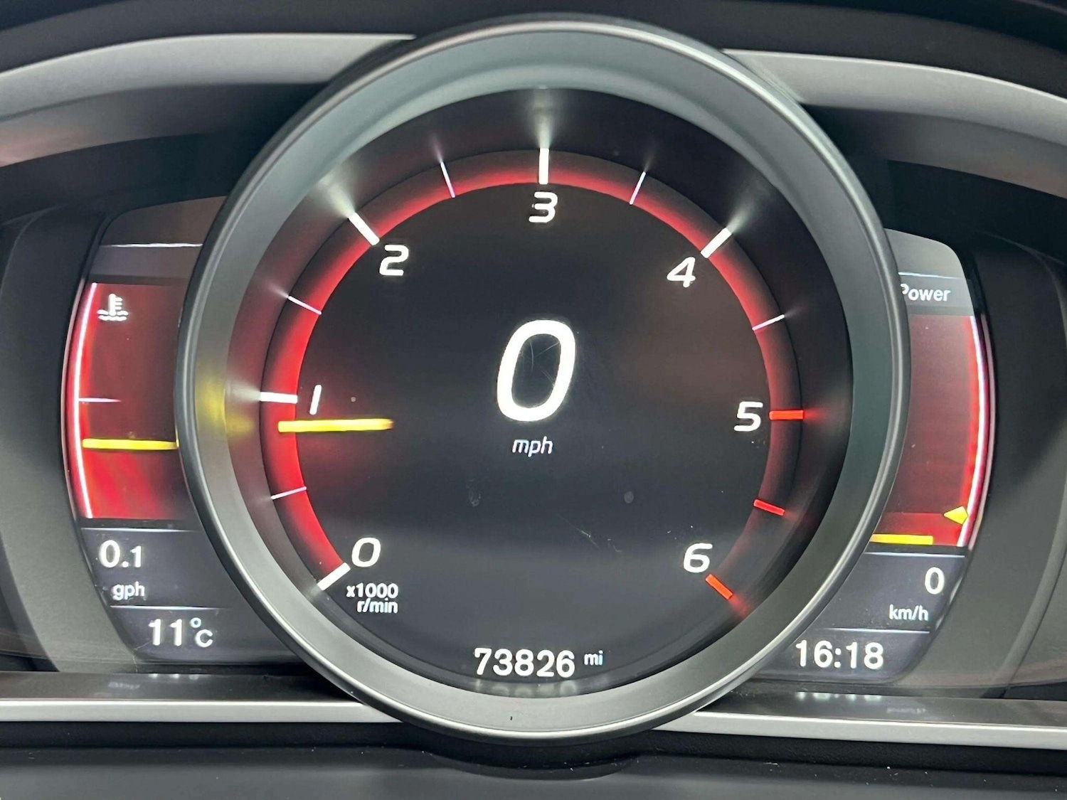 Used Volvo V40 2014 for sale - 76598453: Photo 48