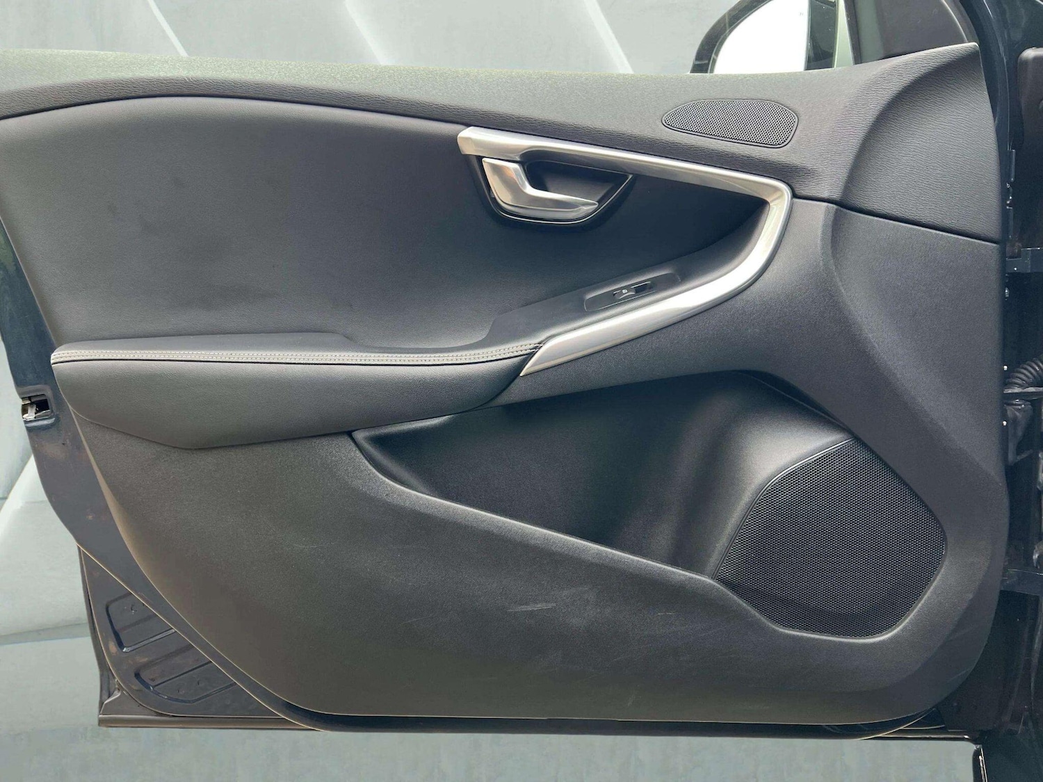 Used Volvo V40 2014 for sale - 76598453: Photo 65