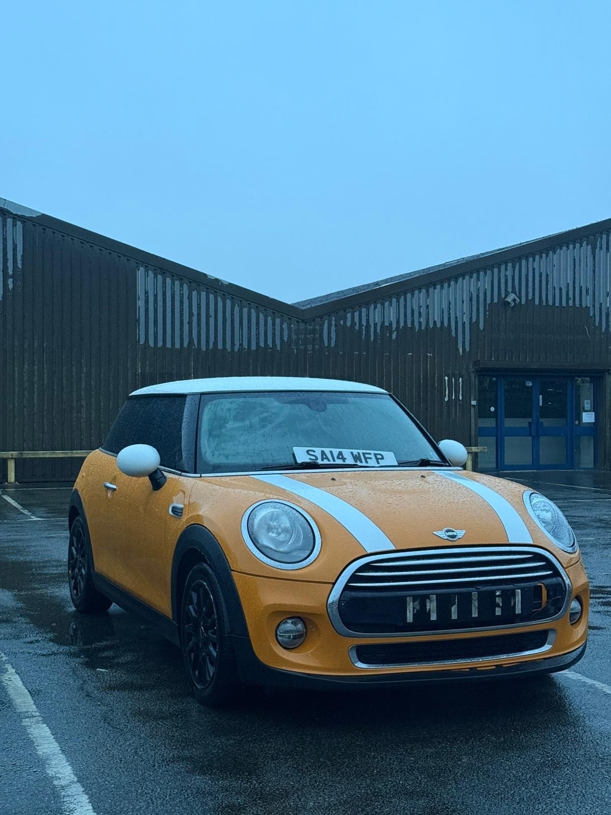 Used MINI Hatch 2014 for sale - 77179880: Photo 2