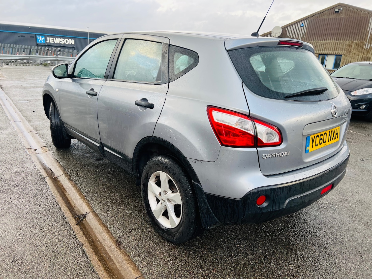 Used Nissan Qashqai 2010 for sale - 77300358: Photo 4