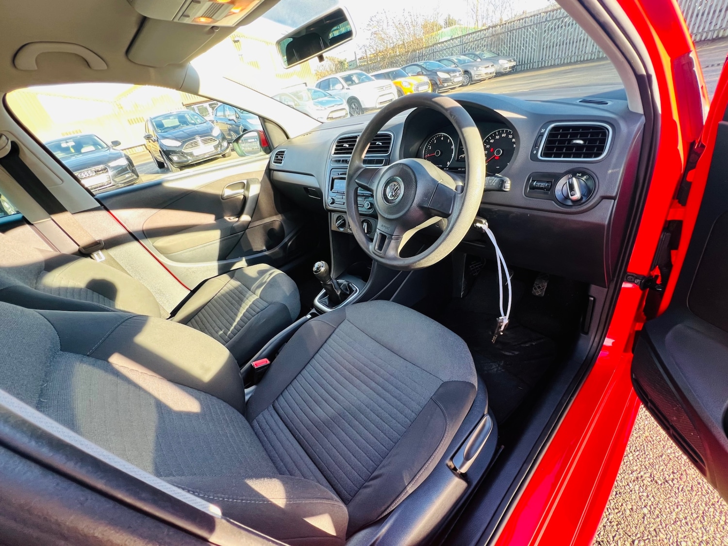 Used Volkswagen Polo 2013 for sale - 77196721: Photo 9