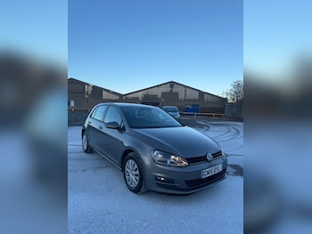Used Volkswagen Golf 2015 for sale - 77179794: Photo