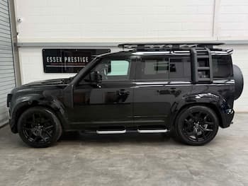 Used Land Rover Defender 2020 for sale - 79678378: Photo