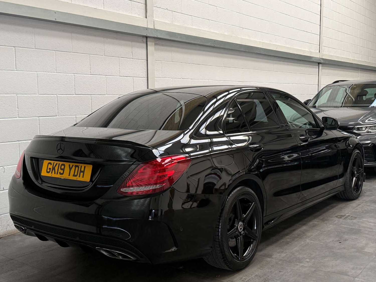 Used Mercedes-Benz C Class 2019 for sale - 76830950: Photo 6