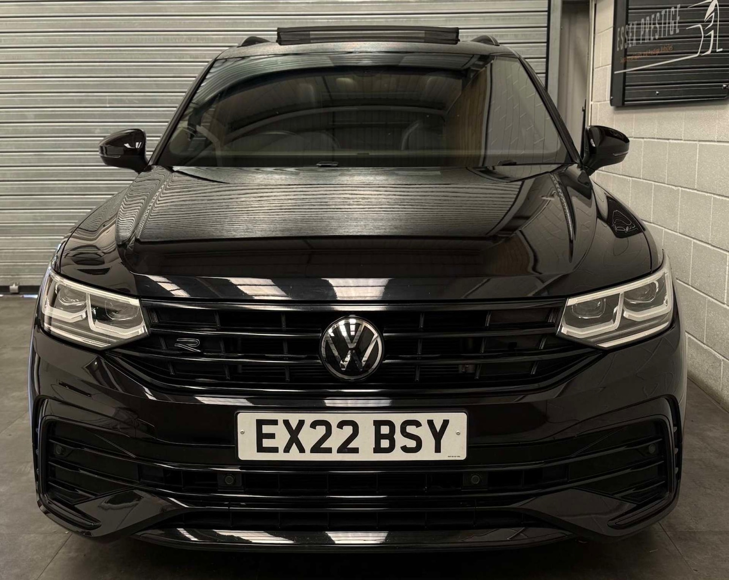 Used Volkswagen Tiguan 2022 for sale - 76190445: Photo 2