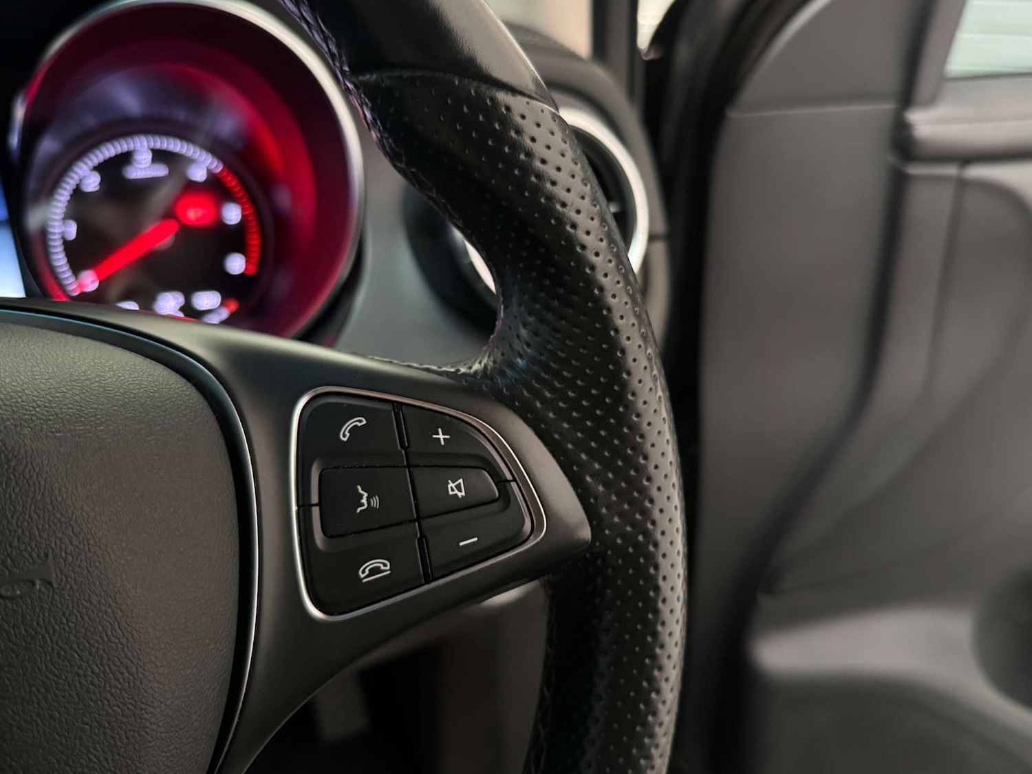 Used Mercedes-Benz X Class 2019 for sale - 77937317: Photo 23