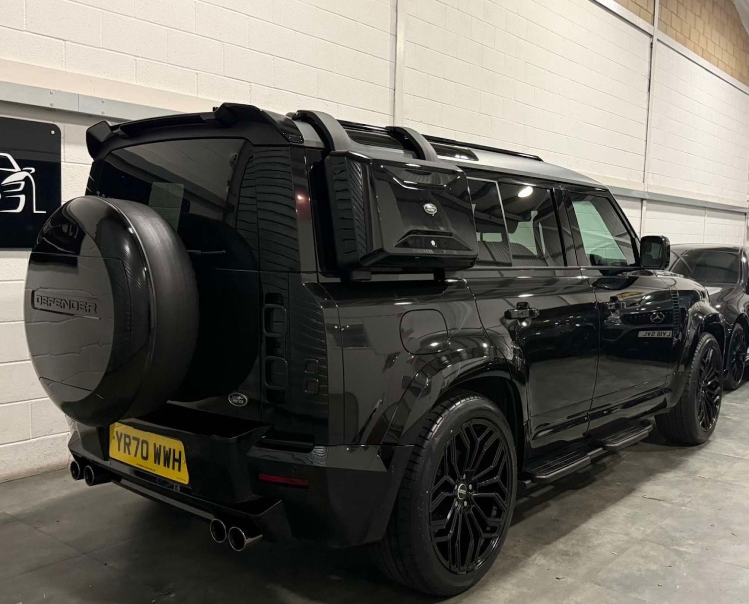 Used Land Rover Defender 2020 for sale - 76608985: Photo 6