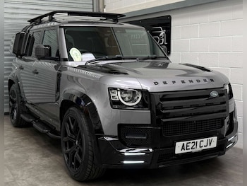 Used Land Rover Defender 2021 for sale - 78412300: Photo