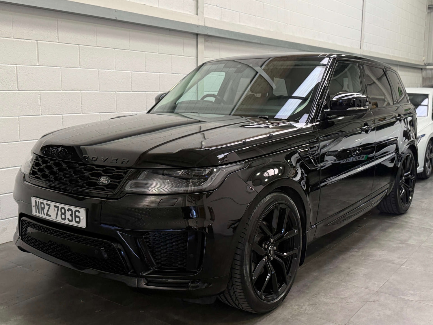 Used Land Rover Range Rover Sport 2018 for sale - 77837314: Photo 3